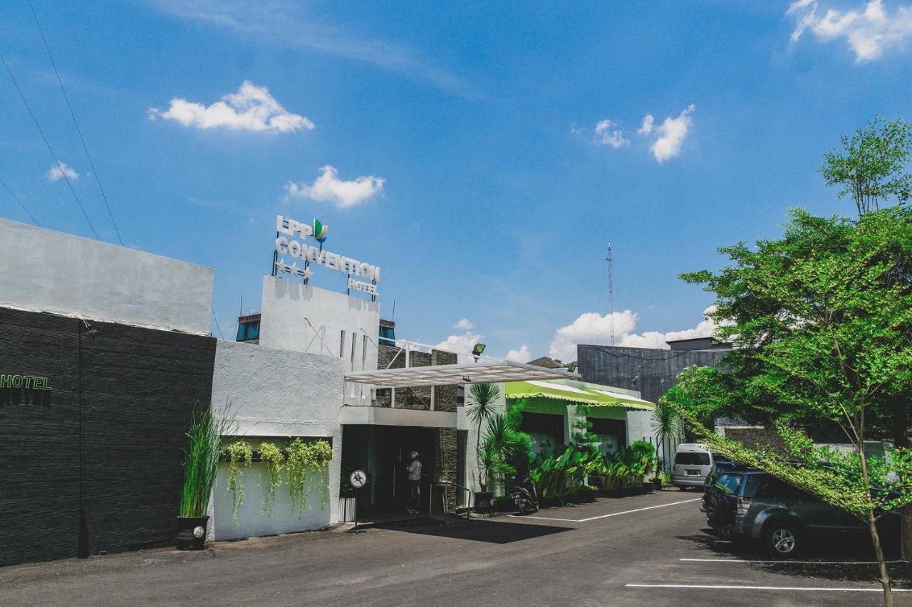 Lpp Convention Hotel Demangan Yogyakarta Exterior photo